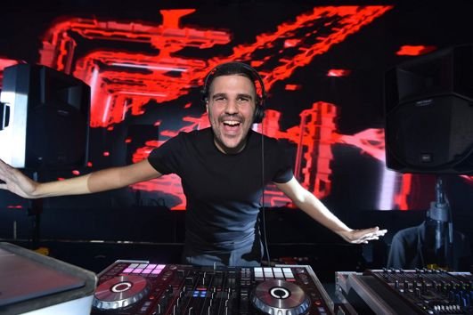 די גיי לחתונה-אלי רואש | תקליטן לחתונה מוביל בחיפה והקריות במחיר פצצה